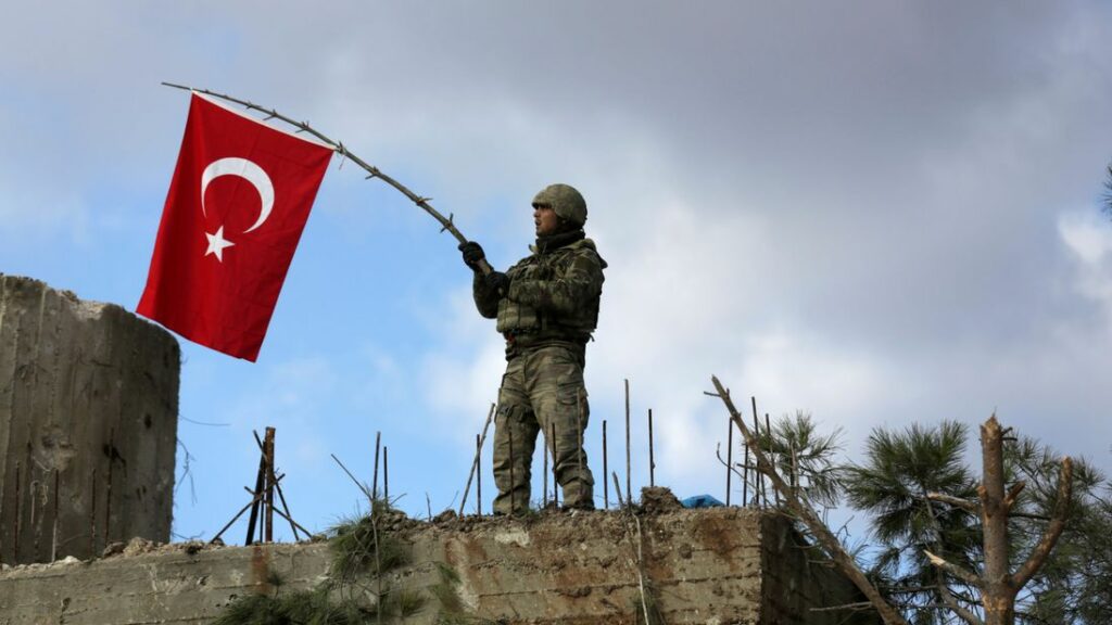 «Έπεσε» η Αφρίν - Τουρκικές σημαίες κυματίζουν στην πόλη  - Media
