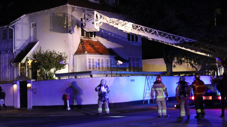 Επίθεση με βόμβες πετρελαίου στην τουρκική πρεσβεία στην Κοπεγχάγη - Media