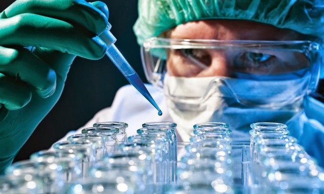 Οι δισεκατομμυριούχοι της Υγείας που έγιναν πλουσιότεροι χάρη στον κορωνοϊό (λίστα) - Media