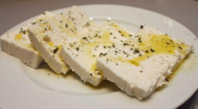 Πώς θα διατηρήσετε τη φέτα για μήνες!  - Media