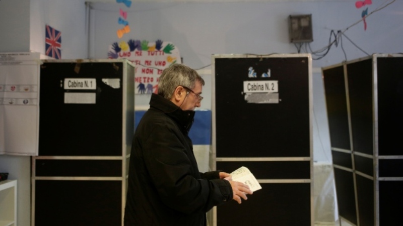 Ιταλία: Στις 23.00 κλείνουν οι κάλπες – Το μεσημέρι της Δευτέρας τα πρώτα αποτελέσματα - Media