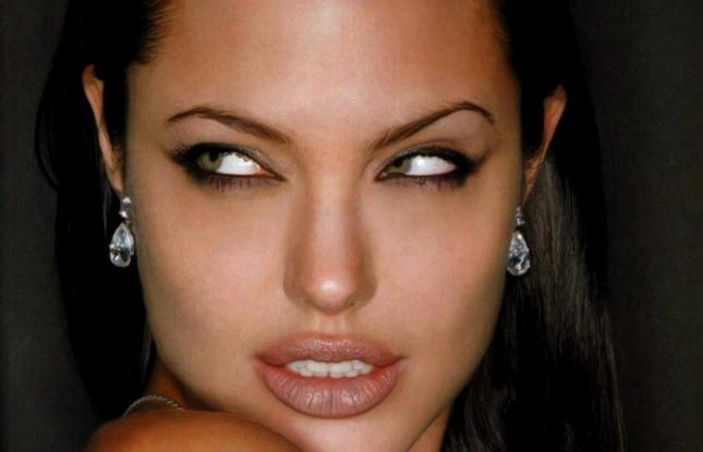 Αντζελίνα Τζολί: Νέος άντρας στο πλευρό της - Δείτε πόσο μοιάζει με τον Μπραντ Πιτ (Photo) - Media