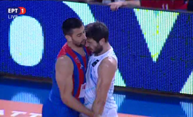 Άγριο ξύλο με κουτουλιές και αποβολές στο Κύμη-Πανιώνιος (Video) - Media