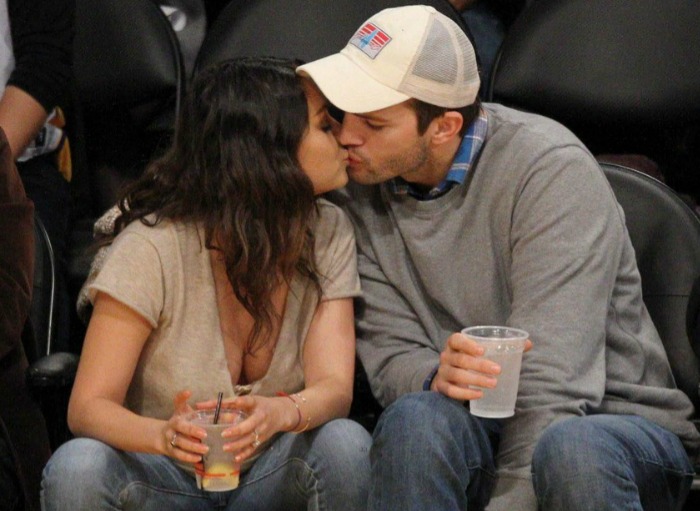 Mila Kunis - Ashton Kutcher: Για ποιο λόγο αποκλήρωσαν τα παιδιά τους; - Media