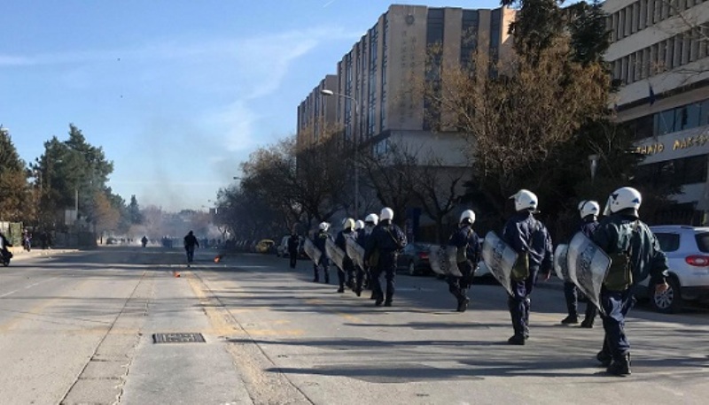 Επεισόδια στην πορεία των οπαδών του ΠΑΟΚ στη Θεσσαλονίκη (Photos, Video) - Media