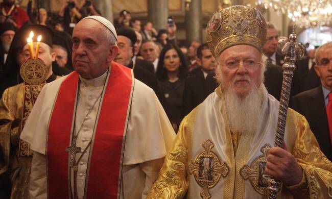 Γιατί Ορθόδοξοι και Καθολικοί δεν θα γιορτάσουν από κοινού ποτέ ξανά το Πάσχα από το 2700 και έπειτα   - Media