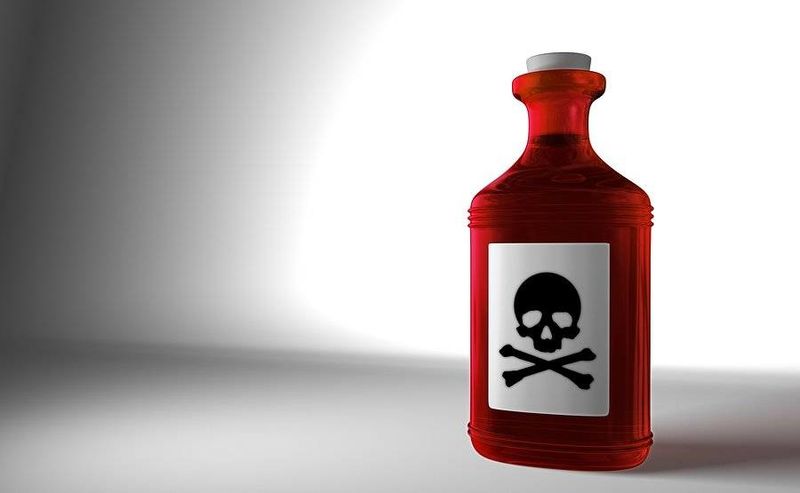 Άνδρας στην Κρήτη προσπάθησε να αυτοκτονήσει με ποντικοφάρμακο  - Media