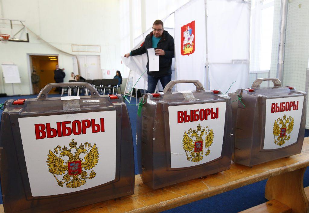 Στις κάλπες οι Ρώσοι για την εκλογή του νέου προέδρου - Media