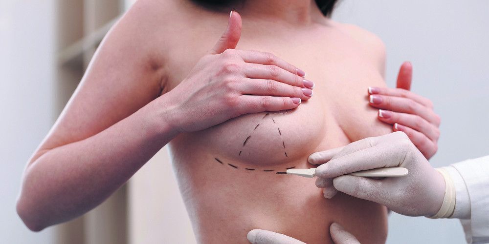 Καταδίκη για πλαστικό χειρουργό και κλινική λόγω παραμόρφωσης στήθους - Media