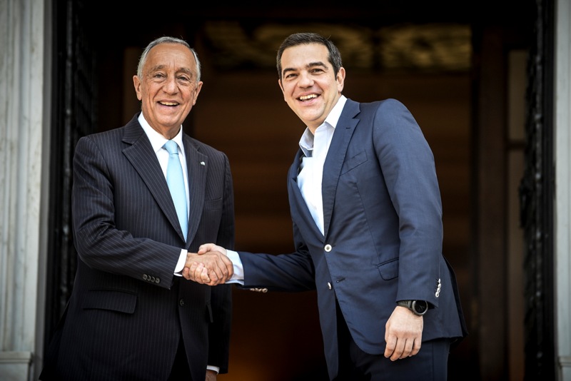 Συνάντηση Τσίπρα - Προέδρου της Πορτογαλίας: Θετικό παράδειγμα για την Ελλάδα η χώρα σας - Media
