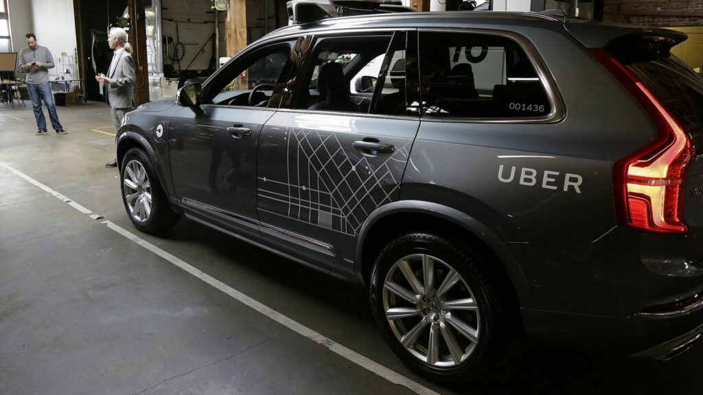 Αυτόνομο όχημα της Uber σκότωσε γυναίκα στις ΗΠΑ  - Media