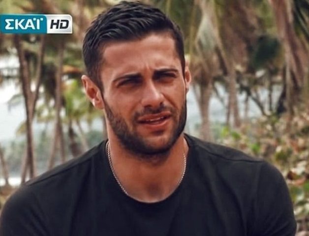 Κωνσταντίνος Βασάλος: Δείτε τον 10 χρόνια πριν, Εύζωνα της Προεδρικής φρουράς! (Photos) - Media