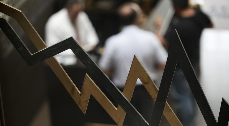 Τέταρτη μέρα τραπεζικών πιέσεων στο Χρηματιστήριο Αθηνών - Media