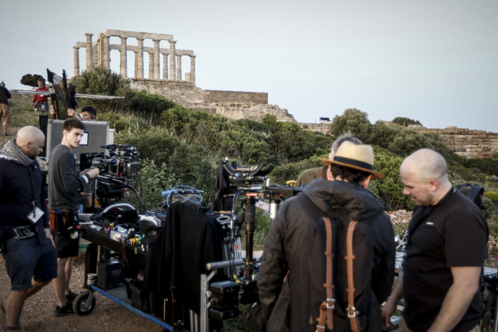 Little Drummer Girl: Εντυπωσιακές εικόνες από τα γυρίσματα του BBC στο Σούνιο (Photos) - Media