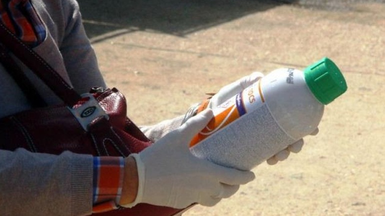 «Πάω να βρω τον πατέρα μου» είπε και ήπιε το φυτοφάρμακο - Media