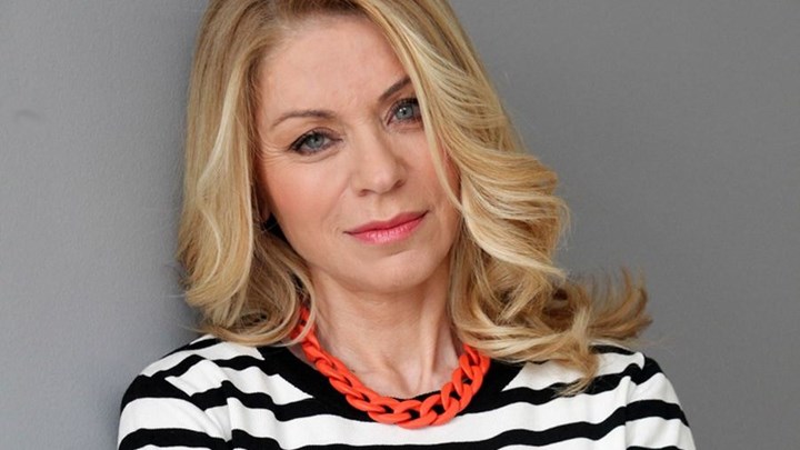 Η Έλλη Στάη παντρεύει τον μοναχογιό της - Media