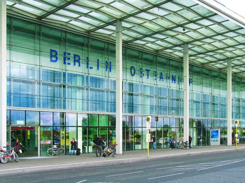 Βερολίνο: Το στοματικό σεξ στο βαγόνι οδήγησε σε άγριο ξύλο και συλλήψεις - Media