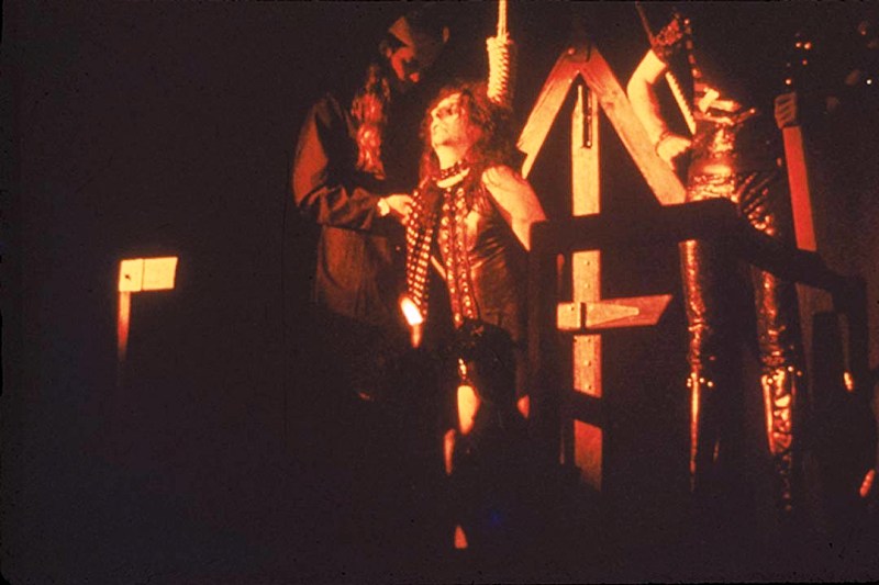 Σοκάρει ο γνωστός τραγουδιστής: Πήγα να πεθάνω επί σκηνής (Photos, Video) - Media