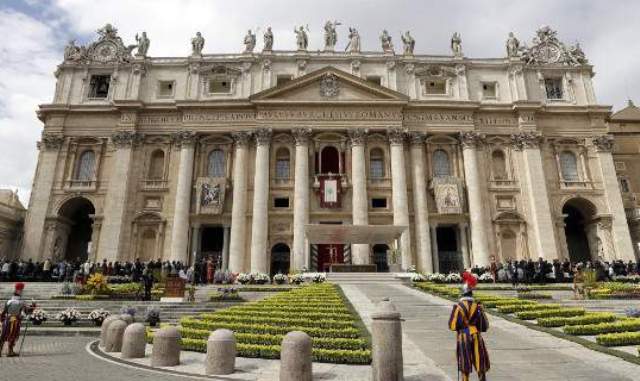Μπιενάλε Αρχιτεκτονικής: Με 10 ανατρεπτικά παρεκκλήσια συμμετέχει το Βατικανό (Photos) - Media