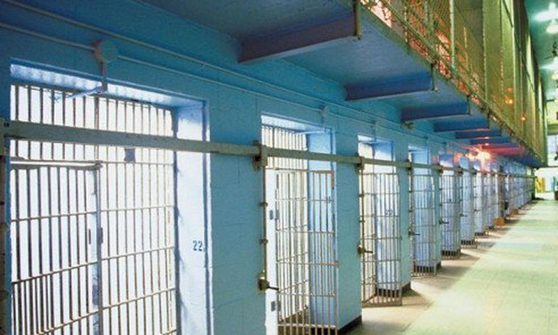 Φυλακές Πάτρας: Έκρυψε 400 γρ. κάνναβης σε μπουκάλια σαμπουάν - Media