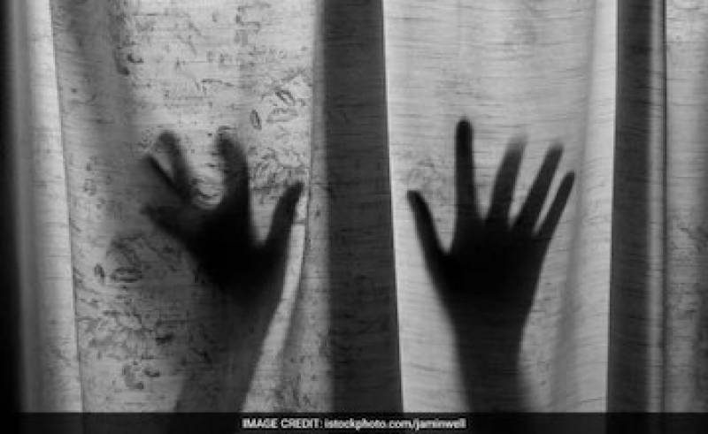 Ινδία: Προς επιβολή θανατικής ποινής στους βιαστές παιδιών - Media