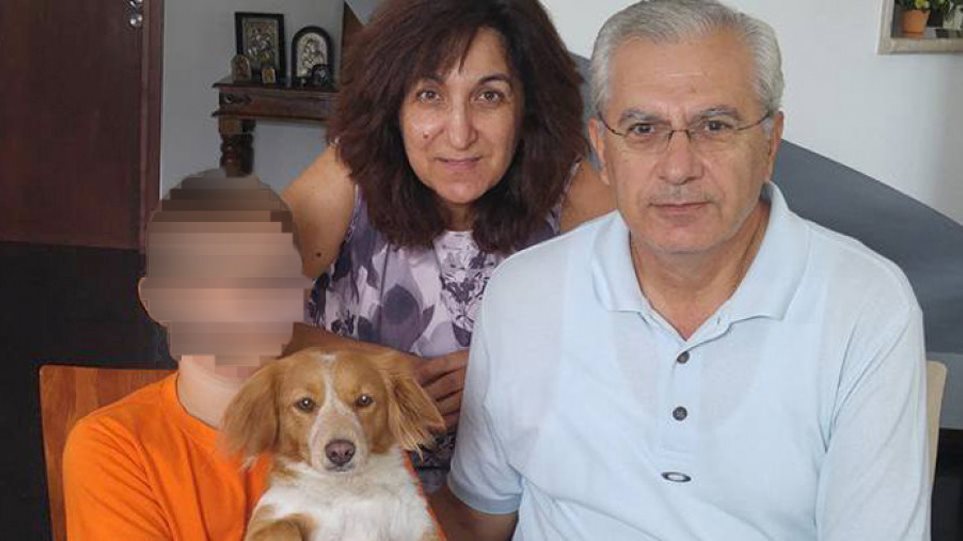 Στα χέρια της Αστυνομίας και ο αδελφός με τη φίλη του 33χρονου - Βρέθηκε και το μαχαίρι για τη διπλή δολοφονία στην Κύπρο - Media