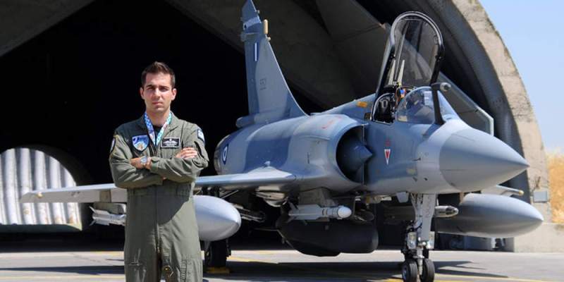 «Είναι σαν να χάσαμε ξανά τον άνθρωπό μας» λένε συγγενείς πεσόντων της ΠΑ για το θάνατο του σμηναγού Μπαλταδώρου  - Media