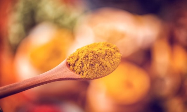 Με αυτό το μπαχαρικό στο φαγητό σας, θα τρώτε και θα…αδυνατίζετε! - Media