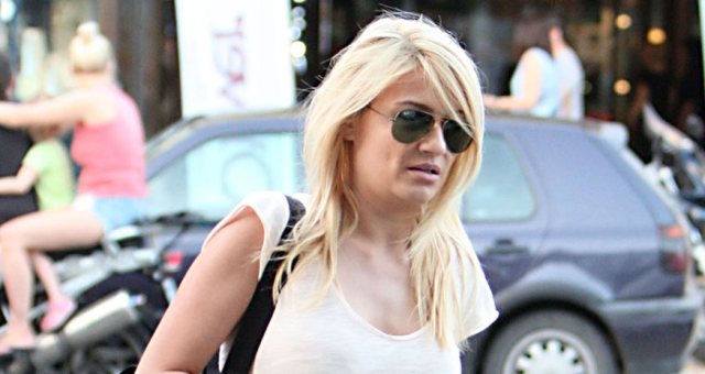 Στο νοσοκομείο η Φαίη Σκορδά! (Video) - Media