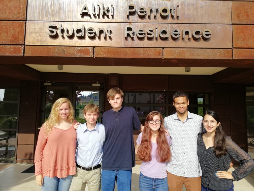 Τα κοινωνικά πρότζεκτ 6 φοιτητών από τις ΗΠΑ στην Θεσσαλονίκη - «Εμπειρίες ζωής στην μαγευτική Ελλάδα» (Photos) - Media