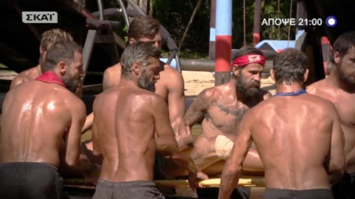 Survivor: Τα δάκρυα της Φαρμάκη και ο σοκαριστικός τραυματισμός του Αγόρου  (Video) - Media
