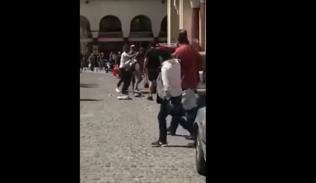 Θεσσαλονίκη: Προσπάθησε να ληστέψει πωλητή και το μετάνιωσε πικρά (Video) - Media