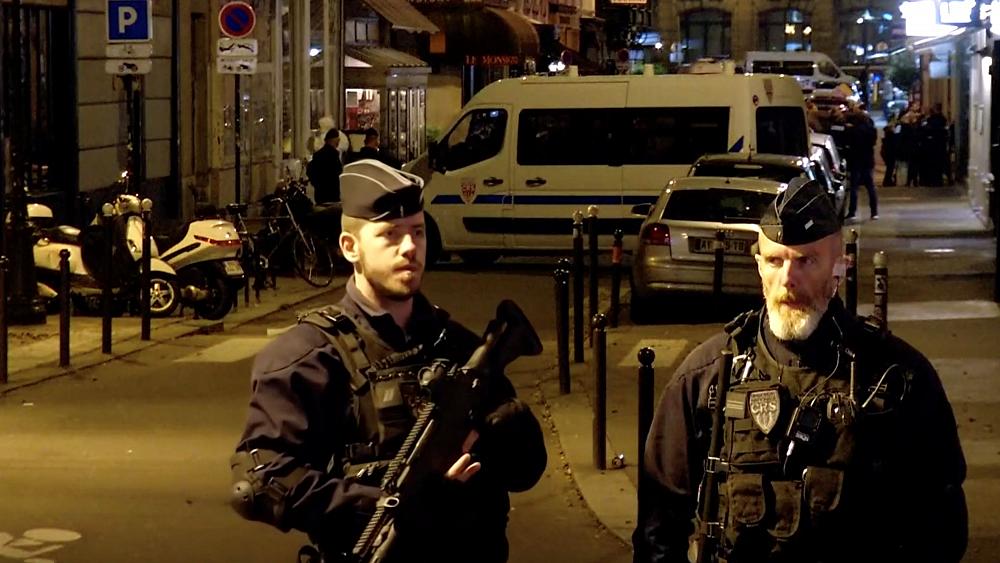 Αυτός είναι ο δράστης της επίθεσης στο Παρίσι - Γάλλος υπήκοος γεννημένος στην Τσετσενία (Photo) - Media