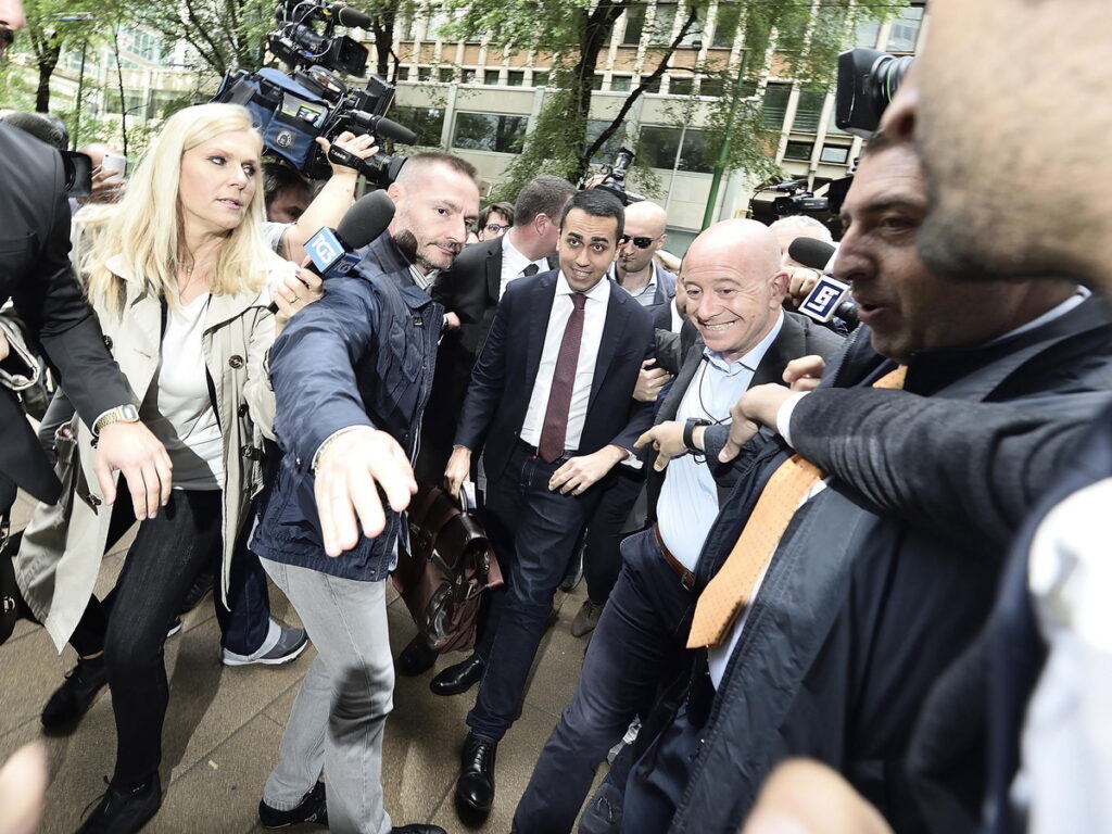 «Παγωμάρα» στις Βρυξέλλες από τον σχηματισμό κυβέρνησης ευρωσκεπτικιστών στην Ιταλία - Media