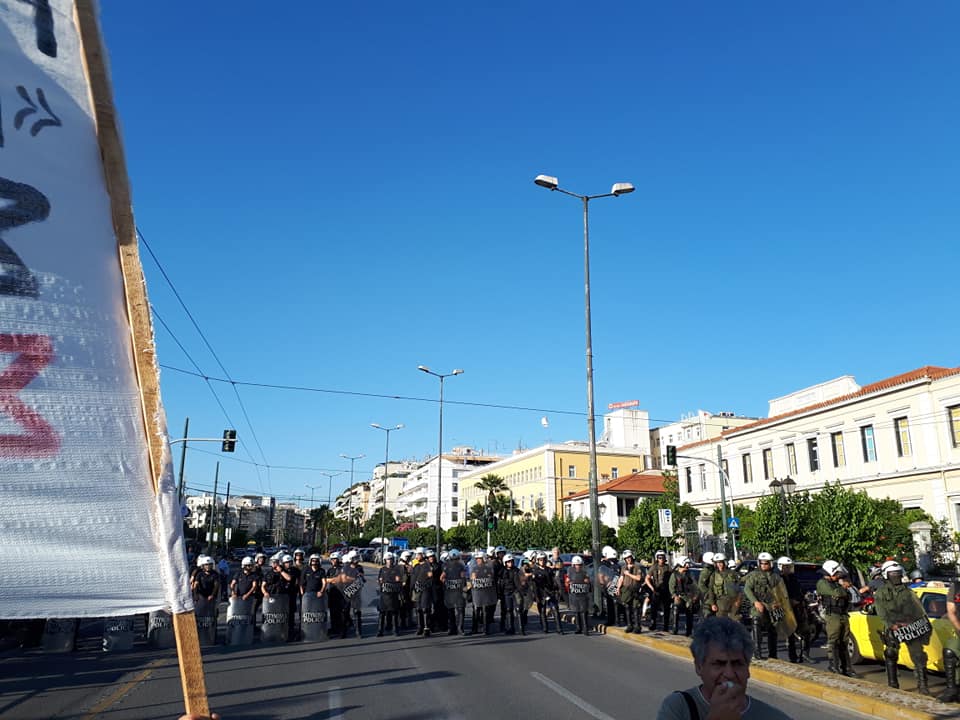 Εργατική διαδήλωση προς τη Γενική Συνέλευση του ΣΕΒ – Καταγγέλλουν την «κοινωνική συμμαχία» - Media