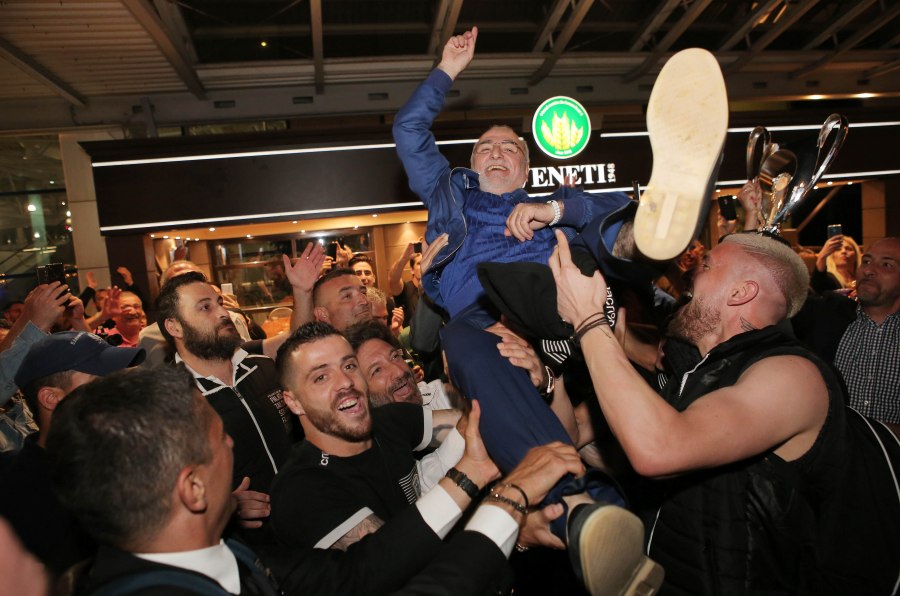 Την κατασπάραξαν οι σκύλοι του γείτονα - Τραγικός θάνατος για 52χρονη (Photos) - Media