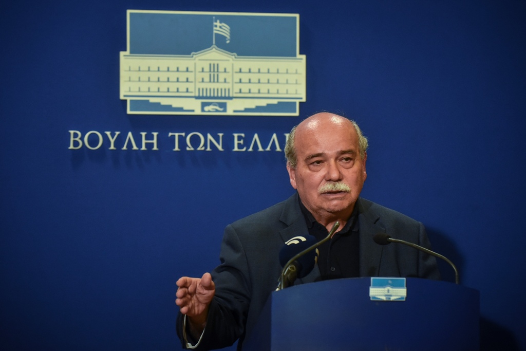 Βούτσης: Η Βουλή δεν είναι μαυσωλείο - Ανταποκρινόμαστε και κρινόμαστε - Media