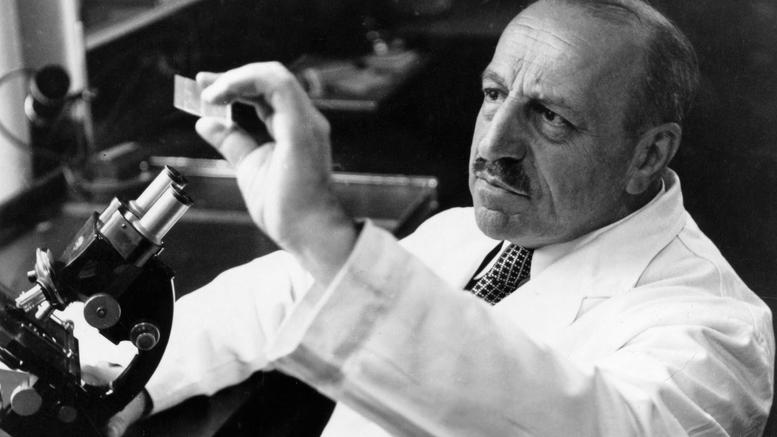 Γεώργιος Παπανικολάου: Ο μεγάλος Έλληνας γιατρός με τη διεθνή φήμη και το τεστ που σώζει ζωές ακόμη και σήμερα (Photos/Video) - Media