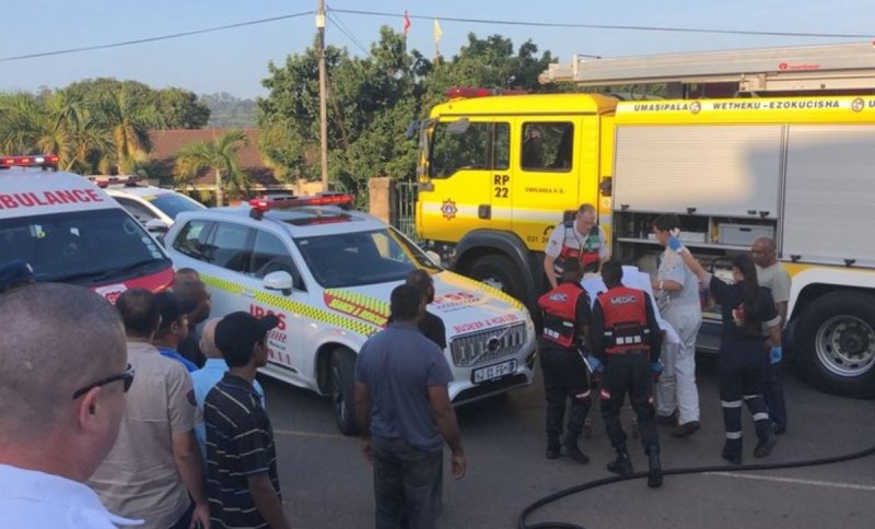 Σφαγή σε τέμενος στη Νότια Αφρική - Τρεις νεκροί, οι δράστες διαφεύγουν (Video, σκληρές εικόνες) - Media