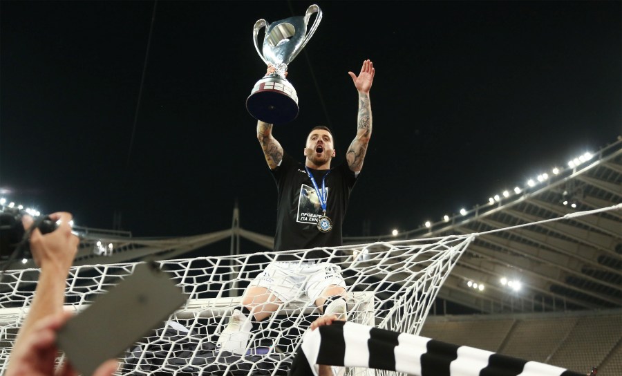 Οργισμένη αντίδραση Βιεϊρίνια για Σιμέος-Βράνιες: Ντροπή τους - Media