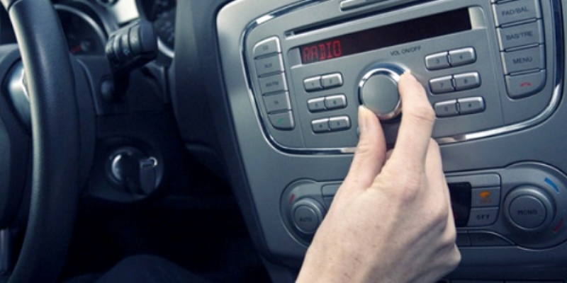 Έρευνα: Ραδιόφωνο, το μέσο του αυτοκινήτου στην Αθήνα - Media