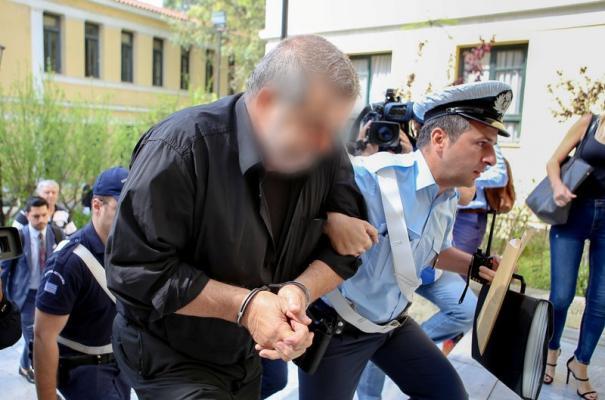 Στην φυλακή οδηγείται ο οδηγός της νταλίκας που προκάλεσε το θανατηφόρο τροχαίο στην Λ. Κηφισού  - Media