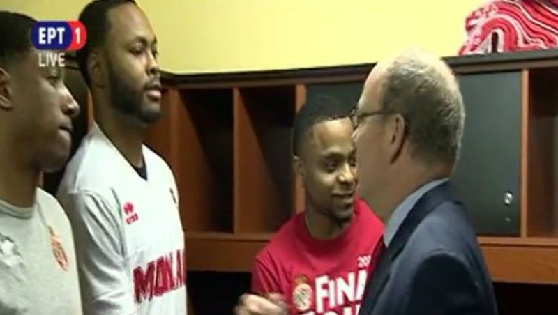 Στο ΟΑΚΑ ο πρίγκιπας του Μονακό - Πήγε στα αποδυτήρια των Μονεγάσκων (Video) - Media