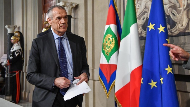 Ιταλία: Με υποβάθμιση απειλεί ο οίκος Moody