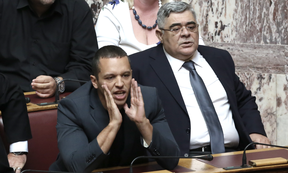 Επίσκεψη-φιάσκο Κασιδιάρη στο αμαξοστάσιο του Δήμου Αθηναίων - «Οι εργάτες του γύρισαν την πλάτη» - Media