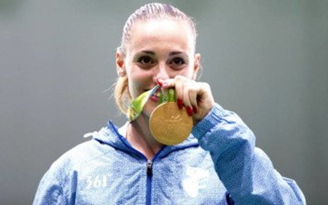 Τα συγχαρητήρια του ΣΥΡΙΖΑ στην Άννα Κορακάκη - Media