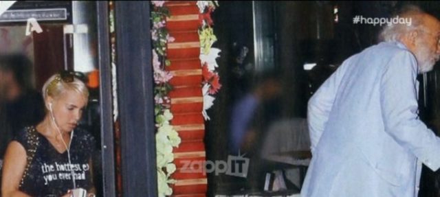 Λυκουρέζος - Καλογρίδη: «Μαλλιά κουβάρια» στο κέντρο του Κολωνακίου! (Video) - Media