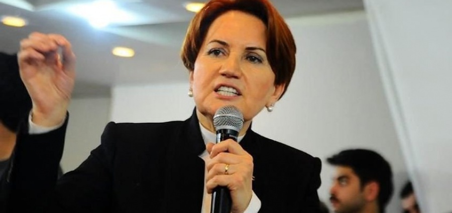 Απειλητικό μήνυμα στο σπίτι της Γκρίζας Λύκαινας (Photo) - Media