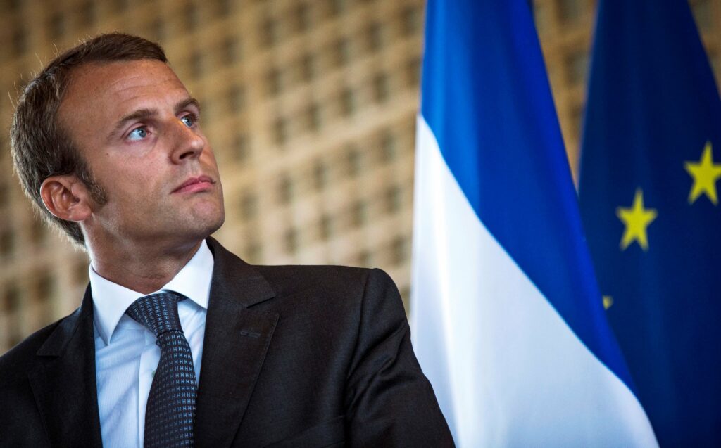 Στον Μακρόν το Διεθνές Βραβείο Καρλομάγνου - Media