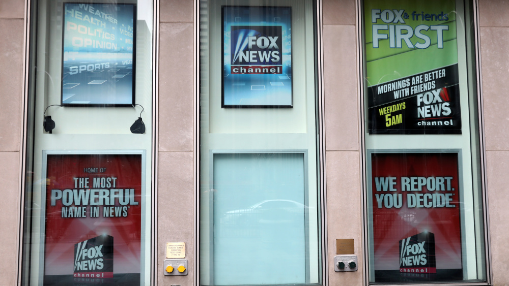Νέα ηγεσία στο Fox News: Σε γυναίκα τα ηνία του τηλεοπτικού κολοσσού (Photos) - Media